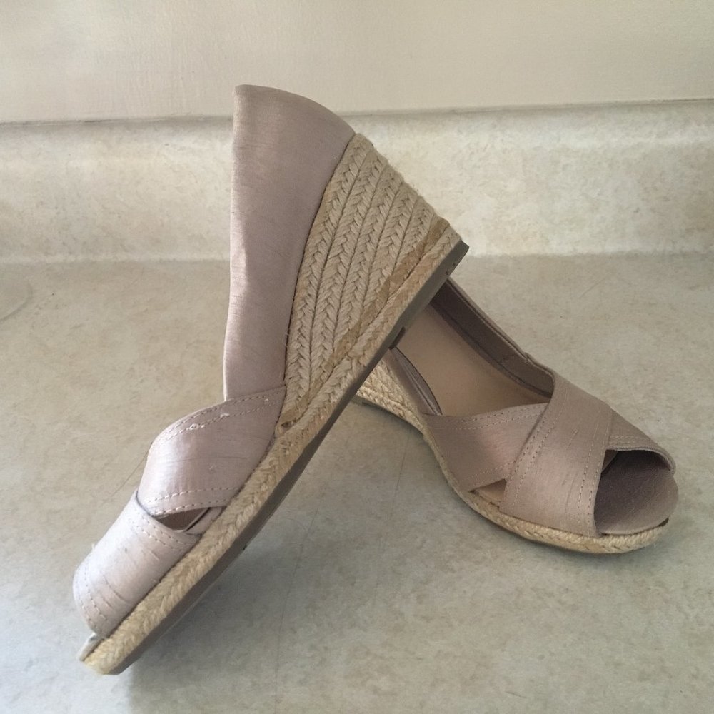 Liz Claiborne Espadrilles Size 7.5